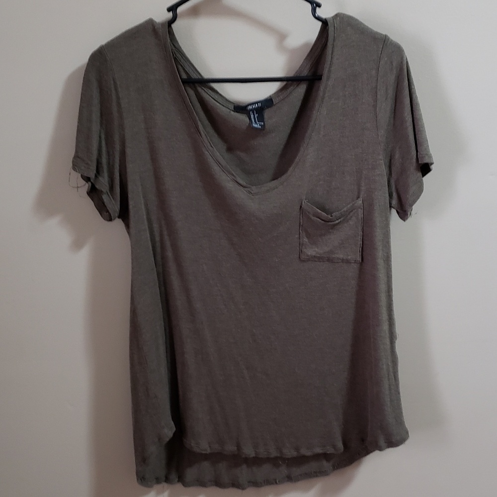 Forever 21 olive pocket tee